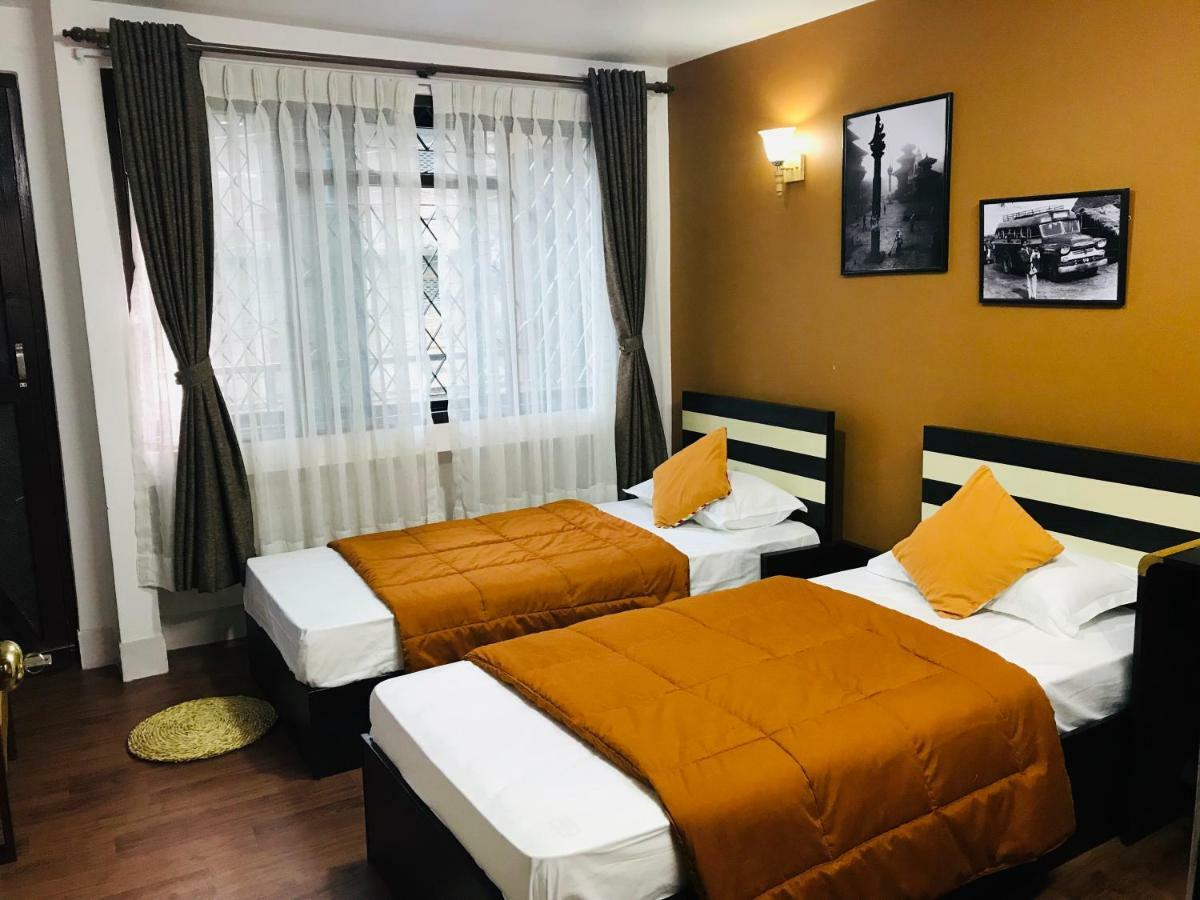 קטמנדו The Majestic Bed & Breakfast מראה חיצוני תמונה